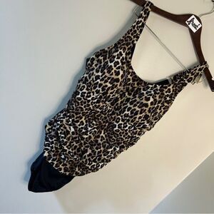 Trimshaper 18W One Piece Swimsuit Black Leopard Print Beach Resortwear Classic